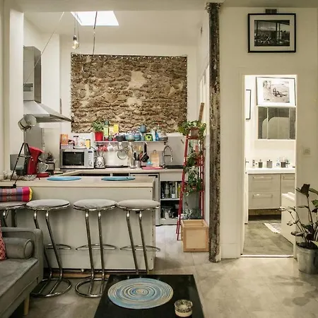 Petit Loft Arty 아파트 파리