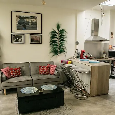 Petit Loft Arty Apartment Paris